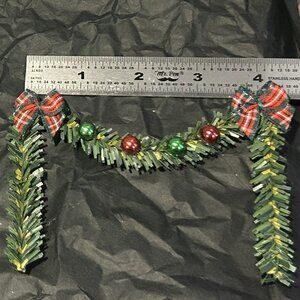 Miniature Garland